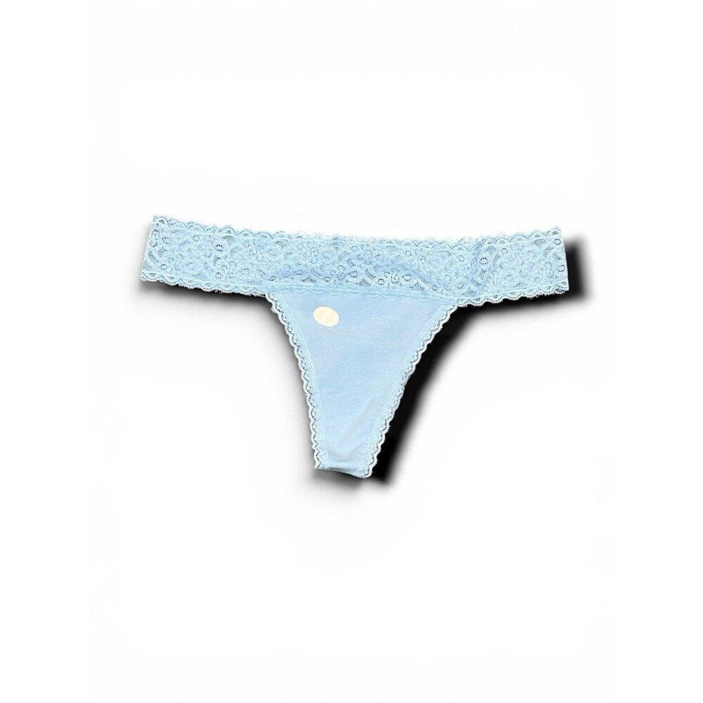 Love by GAP Lace Trimmed Women's Thong Panty - Large (NWOT)